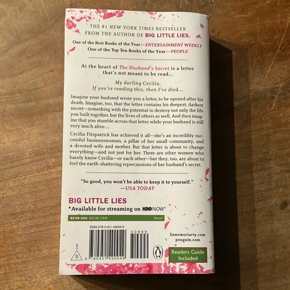 Book The Husband's Secret by Liane Moriarty - Picture 2 of 9